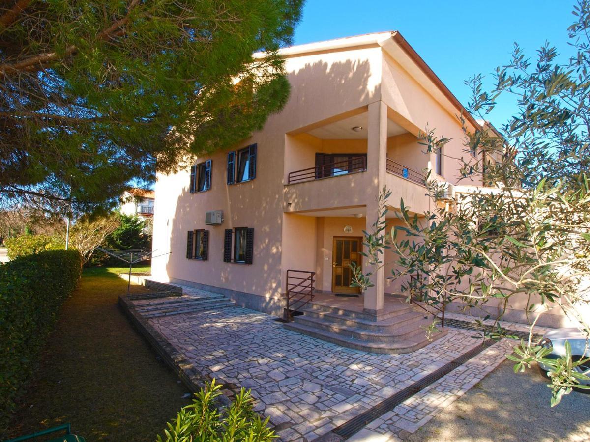 Apartment Josip 2011 法扎纳 外观 照片