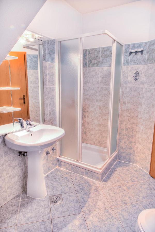 Apartment Josip 2011 法扎纳 外观 照片