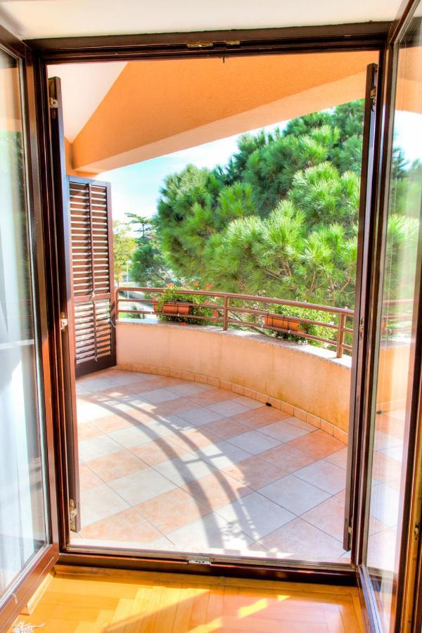Apartment Josip 2011 法扎纳 外观 照片